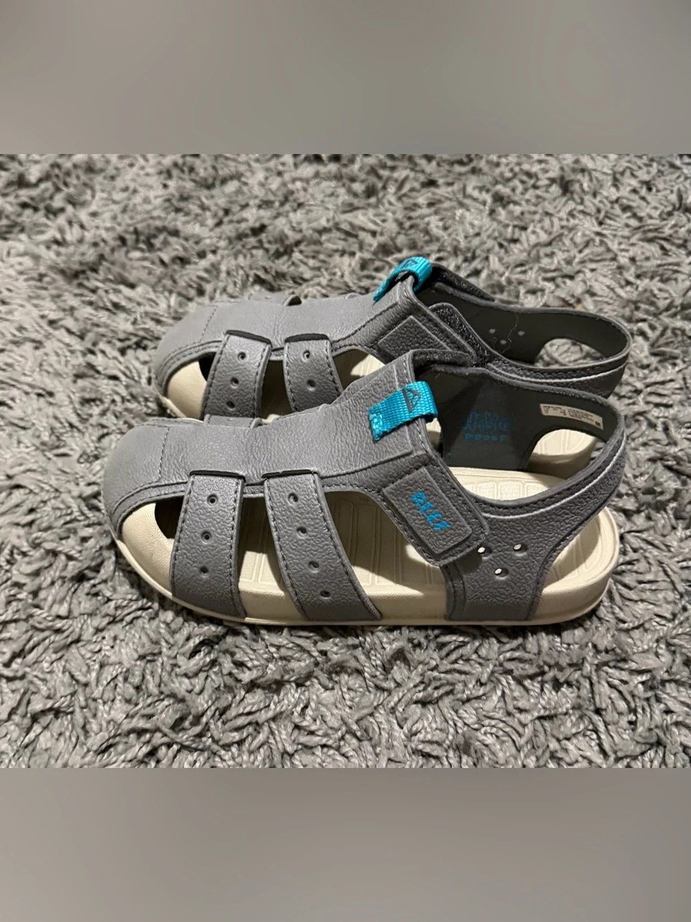 Reef Kids Gray Closed-Toe Sport Sandals with Blue Tabs
